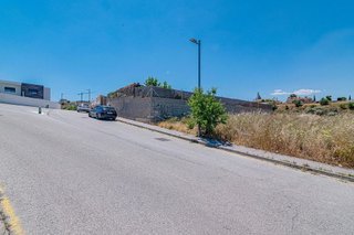 Terreno en venta en Zubia (La)