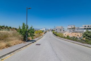Terreno en venta en Zubia (La)