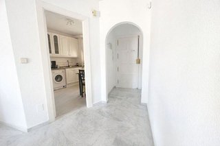 Piso en venta en La Carihuela en Torremolinos