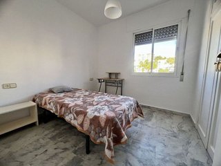 Piso en venta en La Carihuela en Torremolinos