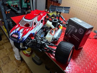 Auto RC Truggy 1/8 hobbytech scoppio