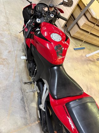 Honda CBR 600 RR Sportbike Roja/Gris