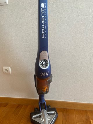 Escoba eléctrica Rowenta Air Force Extreme 24V