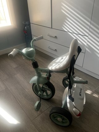 Triciclo infantil mint con luz
