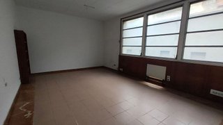 Local comercial en venta en Creu de la Mà - Rally sud en Figueres