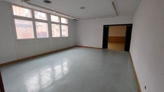 Local comercial en venta en Creu de la Mà - Rally sud en Figueres