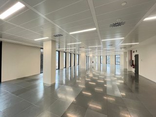 Oficina en alquiler en El Parc i la Llacuna del Poblenou en Barcelona