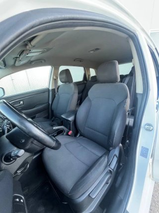 7 plazas Kia Carens del 2016 12 meses de garantía