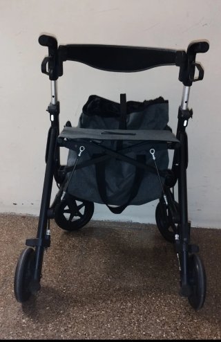 Andador PlayCare R1 plegable con asiento
