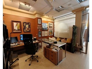 Local comercial en venta en El Alborgí en Paterna
