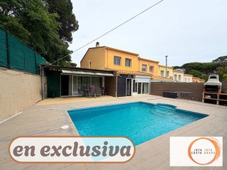 Casa adosada en venta en Caldes de Malavella