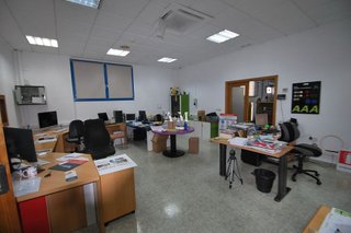Local comercial en alquiler en Nueva Torrevieja - Aguas Nuevas en Torrevieja