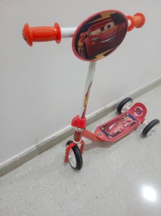 Patinete infantil 3 ruedas Cars