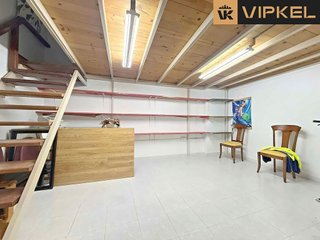 Local comercial en alquiler en Carballo