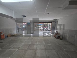 Local comercial en alquiler en La Nova Esquerra de l'Eixample en Barcelona