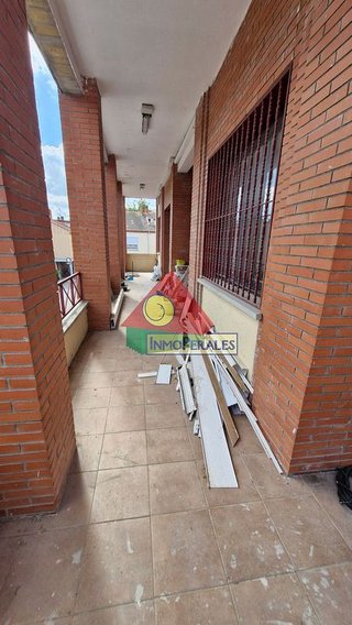 Local comercial en alquiler en Los Olivos - Los Ángeles - Perales del río en Getafe