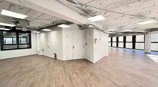 Oficina en alquiler en La Dreta de l'Eixample en Barcelona