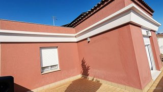 Chalet en venta en Palomares del Río