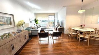 Piso en venta en Las Arenas Centro en Getxo