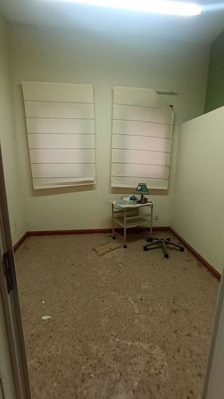 Local comercial en alquiler en Instituts - Universitat en Lleida