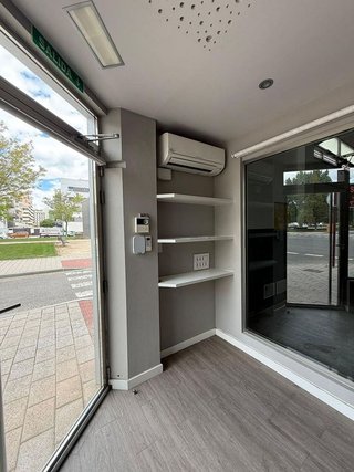 Local comercial en alquiler en Santa Cruz - Industria - Polígono Campollano en Albacete