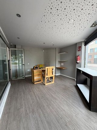Local comercial en alquiler en Santa Cruz - Industria - Polígono Campollano en Albacete