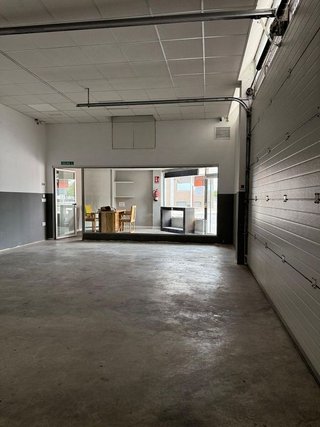 Local comercial en alquiler en Santa Cruz - Industria - Polígono Campollano en Albacete