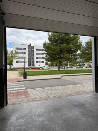 Local comercial en alquiler en Santa Cruz - Industria - Polígono Campollano en Albacete