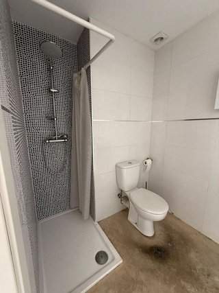 Local comercial en alquiler en Santa Cruz - Industria - Polígono Campollano en Albacete