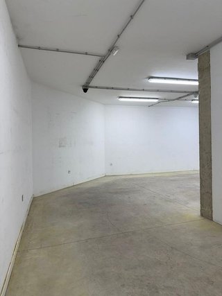 Local comercial en alquiler en Santa Cruz - Industria - Polígono Campollano en Albacete