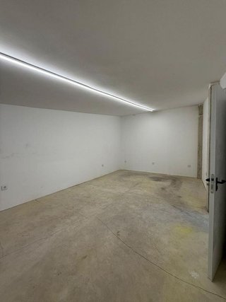 Local comercial en alquiler en Santa Cruz - Industria - Polígono Campollano en Albacete