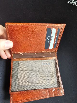 Carteras de cuero vacuno (marrón y negro)