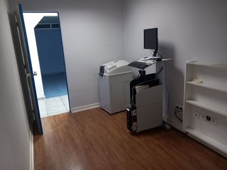 Local comercial en alquiler en El Barral Ferial en Coslada