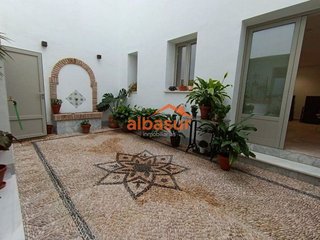 Chalet en venta en Casco Histórico  - Ribera - San Basilio en Córdoba