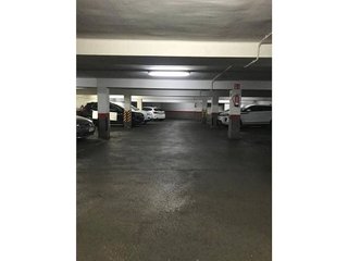 Garaje en alquiler en Les Corts en Barcelona