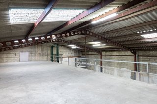Local comercial en venta en Parque de la Bombilla-Pla de Rascanya en Llíria