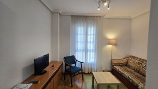 Piso en alquiler en El Llano en Gijón