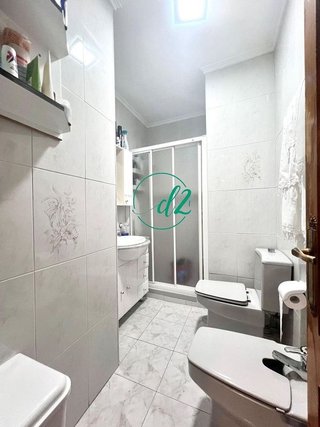 Piso en venta en A Carballeira en Ourense