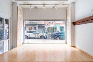 Local comercial en alquiler en Campo San Francisco - Plaza de América en Oviedo
