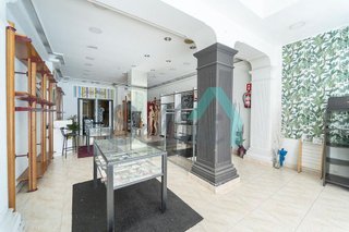 Local comercial en alquiler en Campo San Francisco - Plaza de América en Oviedo
