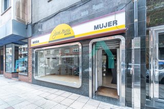 Local comercial en alquiler en Campo San Francisco - Plaza de América en Oviedo