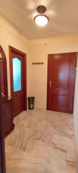 Piso en alquiler en Colores - Entreparques en Sevilla