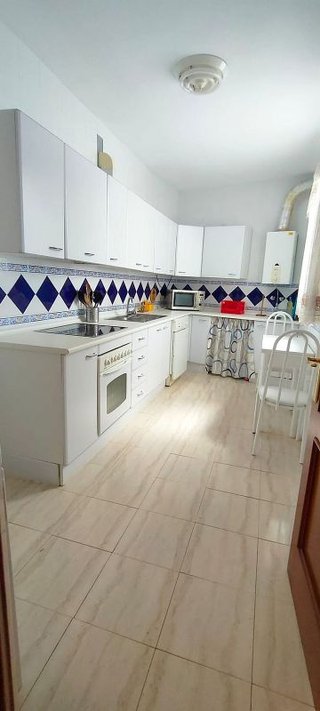 Piso en alquiler en Colores - Entreparques en Sevilla