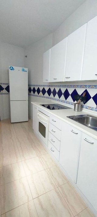 Piso en alquiler en Colores - Entreparques en Sevilla