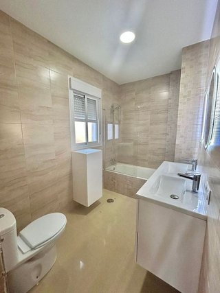 Casa adosada en venta en Paterna de Rivera