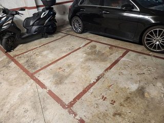 Garaje en venta en El Carmel en Barcelona
