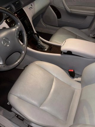 Mercedes-Benz Clase C 2004
