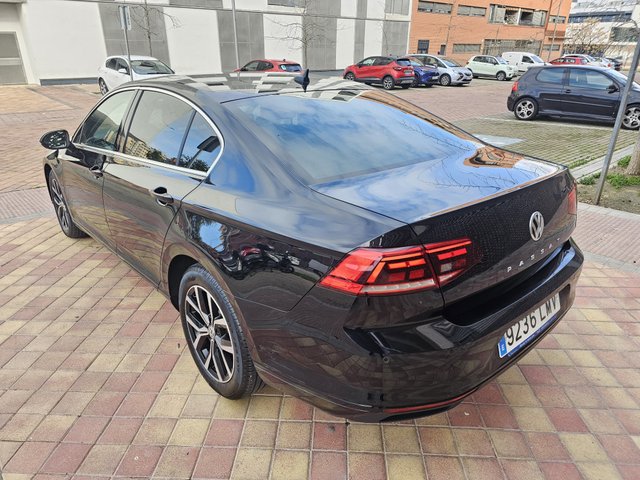 Volkswagen Passat 1.6 TDI 120CV DSG EXECUTIVE 2021