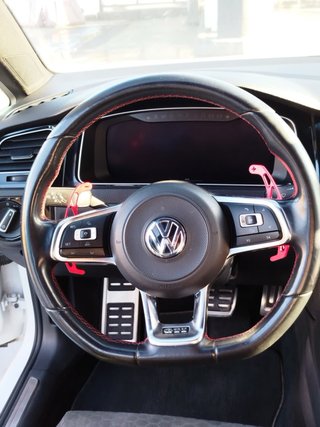 Volkswagen Golf GTI PERFORMANCE