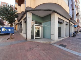 Local comercial en alquiler en Zona Alta en Ponferrada